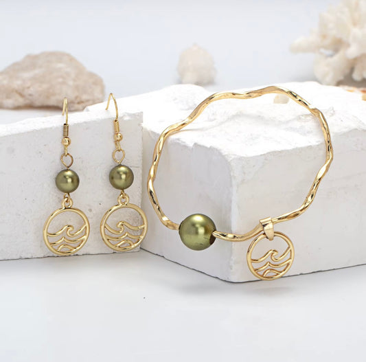 Green Wave Earrings by Itself